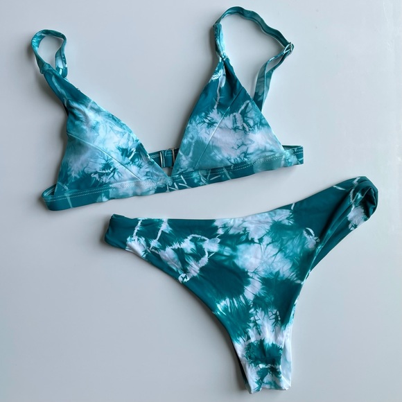 Other - dippin daisys bikini top + bottom